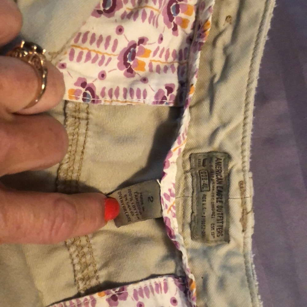 Shorts - Picture 3 of 3